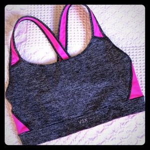 Victoria’s Secret S sports bra